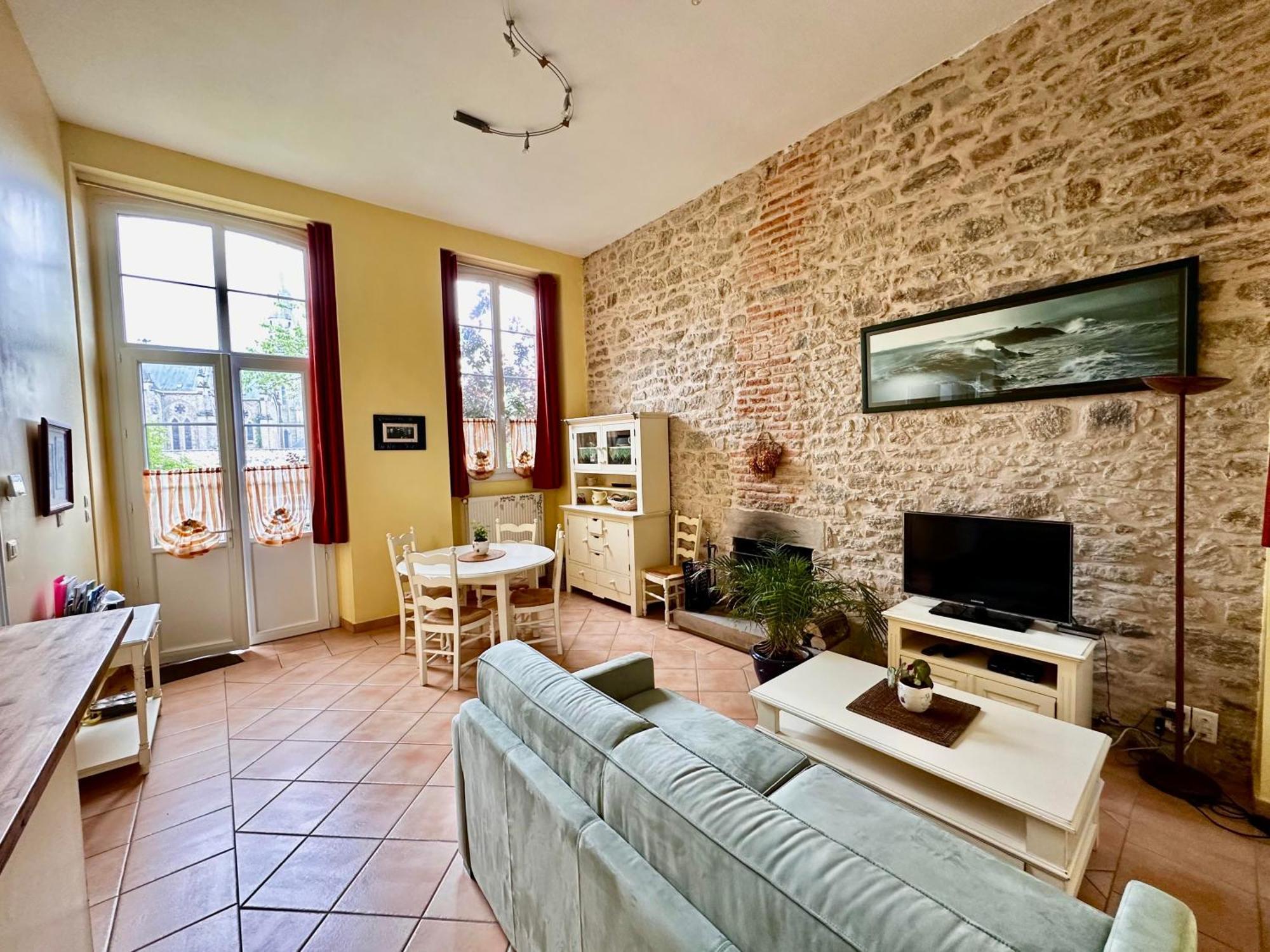 Cottage Dans Ancienne Ecole De 1850 - 2 A 4 Personnes Missillac Exterior photo